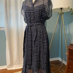 Elegant Navy Blue Patterned Dress